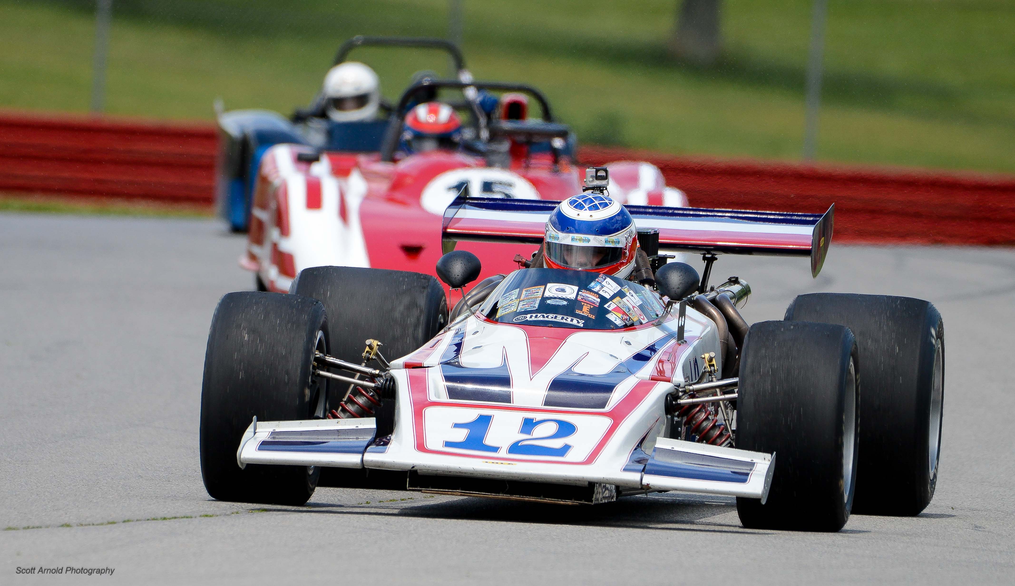 Indy cars race through Mid-Ohio